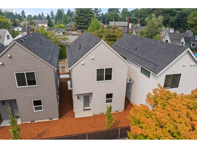 3992 Ne 35TH Ave, Portland, OR 97212