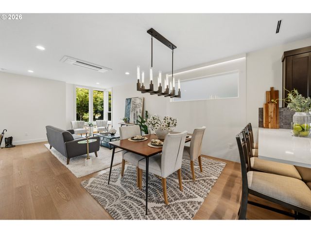 3992 Ne 35TH Ave, Portland, OR 97212