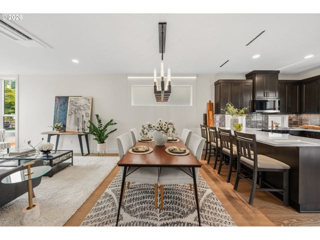 3992 Ne 35TH Ave, Portland, OR 97212