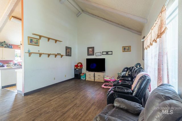 816 Bushnell, Caldwell, ID 83605