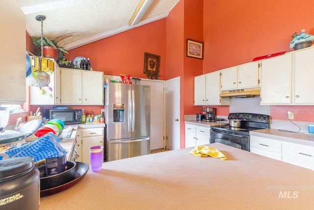 816 Bushnell, Caldwell, ID 83605