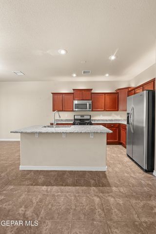 7389 BLACK SAGE Drive, El Paso, TX 79911