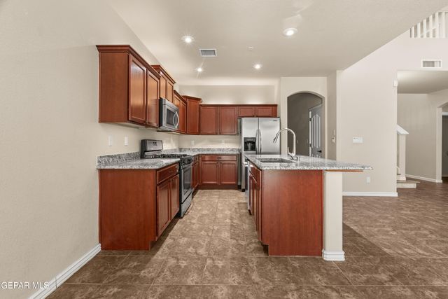 7389 BLACK SAGE Drive, El Paso, TX 79911