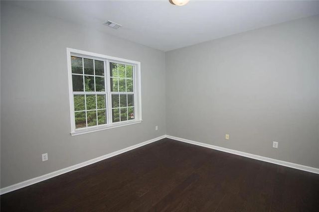 5142 Manerdale SE Drive 4, Atlanta, GA 30339