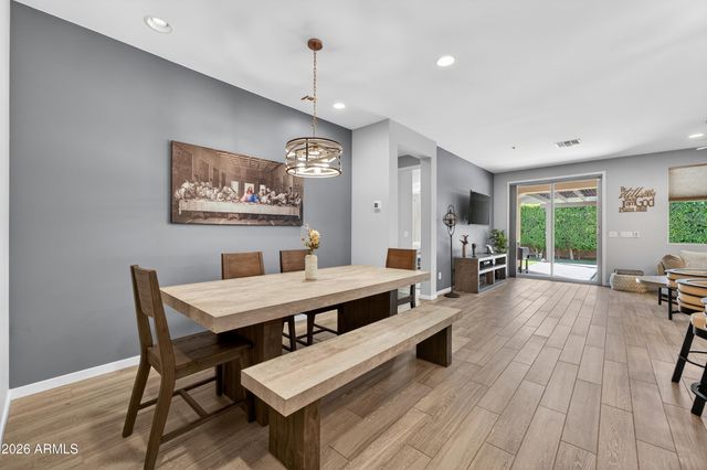 3859 E BART Street, Gilbert, AZ 85295