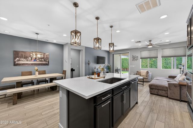 3859 E BART Street, Gilbert, AZ 85295