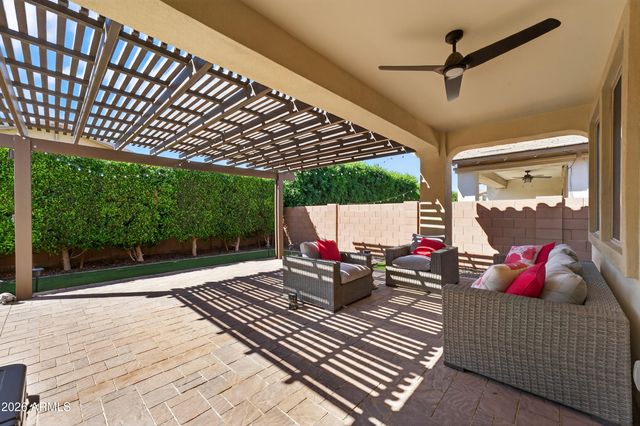 3859 E BART Street, Gilbert, AZ 85295