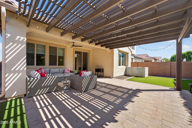 3859 E BART Street, Gilbert, AZ 85295