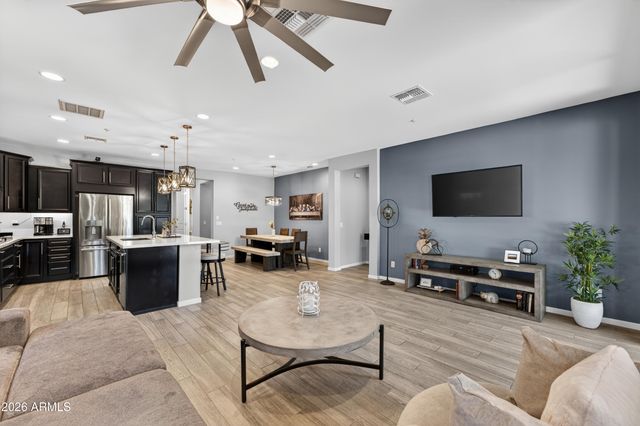 3859 E BART Street, Gilbert, AZ 85295