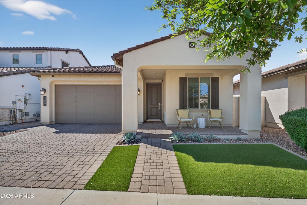 3859 E BART Street, Gilbert, AZ 85295