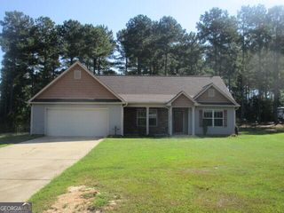 123 Needleleaf Court, Barnesville, GA 30204