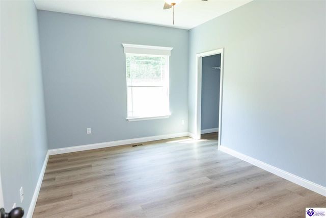 1007 Burns Road, Vine Grove, KY 40175