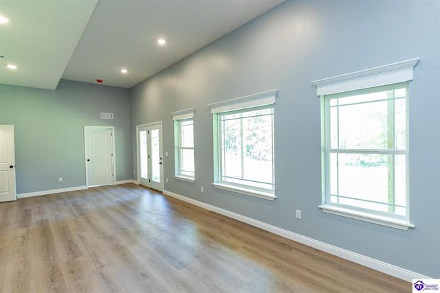 1007 Burns Road, Vine Grove, KY 40175