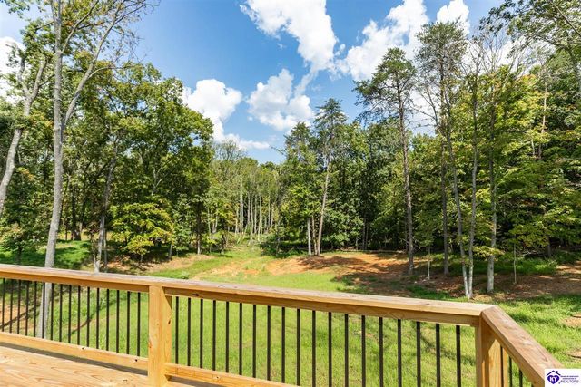 1007 Burns Road, Vine Grove, KY 40175