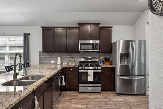 31641 NIMBUS DR, Bulverde, TX 78163