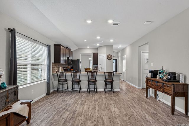 31641 NIMBUS DR, Bulverde, TX 78163