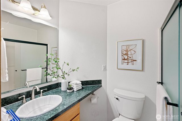 3310 Oas Drive W, University Place, WA 98466