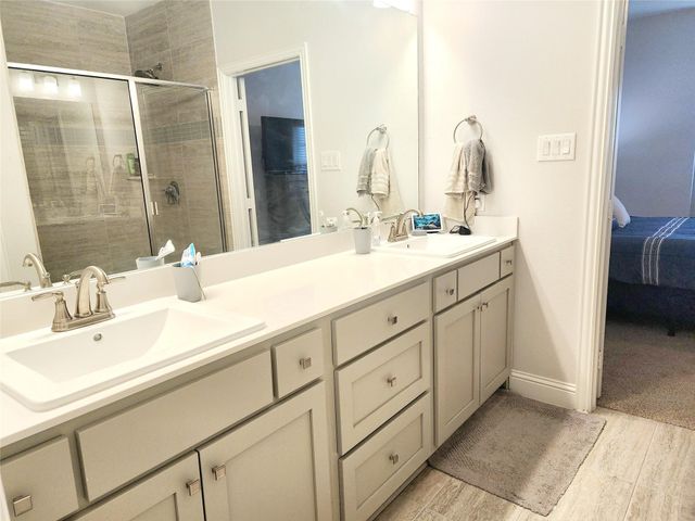 2225 Fort Bliss Street, Mesquite, TX 75149