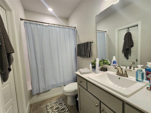 2225 Fort Bliss Street, Mesquite, TX 75149