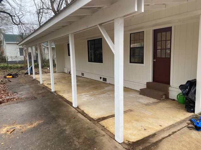 706 W JACKSON ST, Bolivar, TN 38008