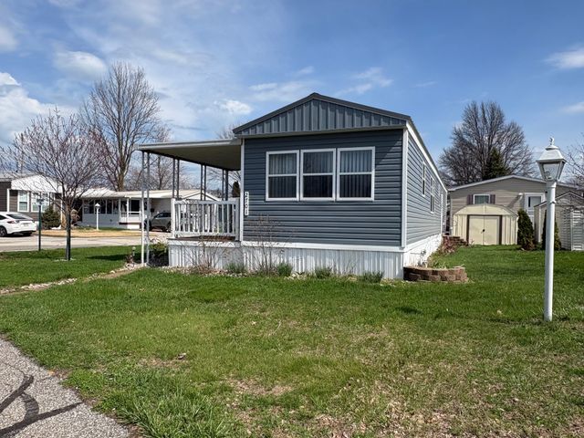 2701 GREENACRE Drive, Erie, PA 16506