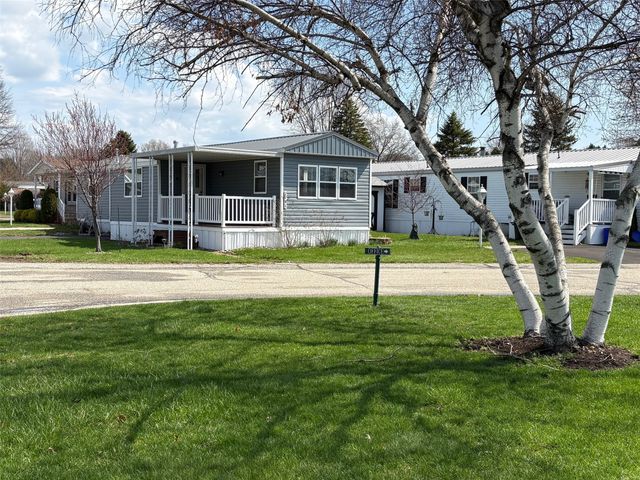2701 GREENACRE Drive, Erie, PA 16506