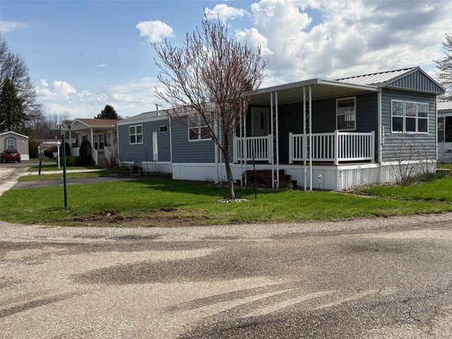 2701 GREENACRE Drive, Erie, PA 16506
