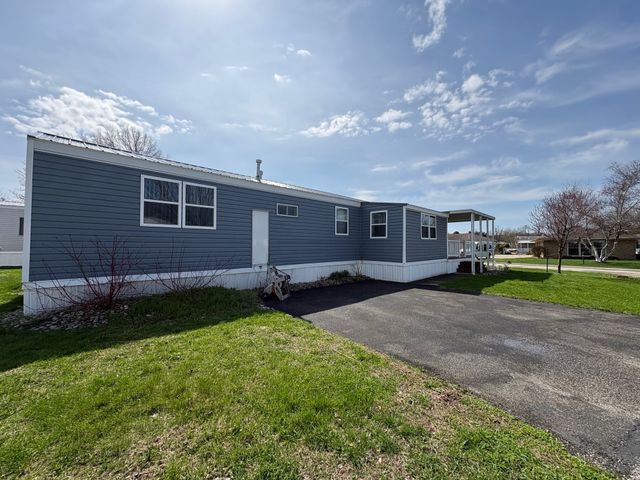 2701 GREENACRE Drive, Erie, PA 16506
