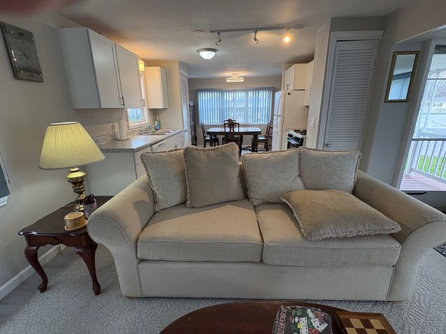 2701 GREENACRE Drive, Erie, PA 16506