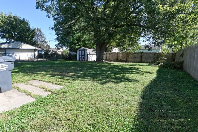 455 Southgate Drive, Greenwood, IN 46143