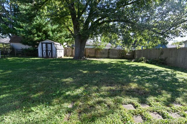 455 Southgate Drive, Greenwood, IN 46143