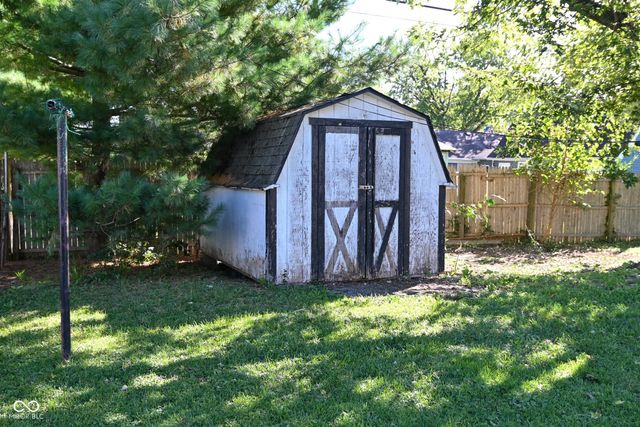455 Southgate Drive, Greenwood, IN 46143