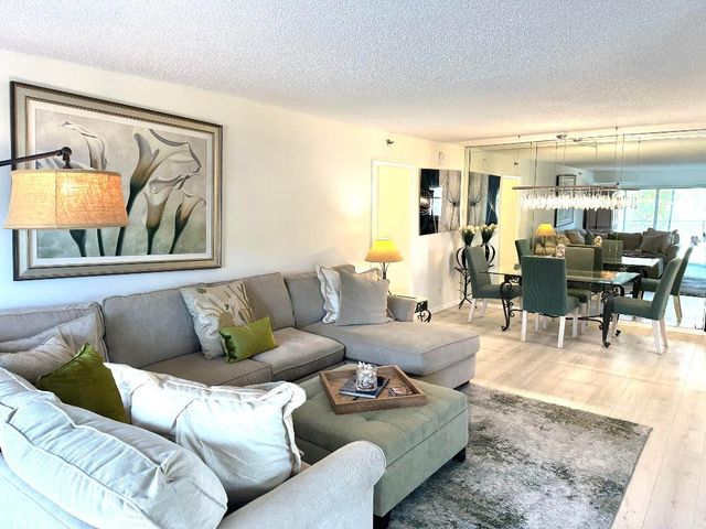 4505 S Ocean Boulevard 102, Highland Beach, FL 33487