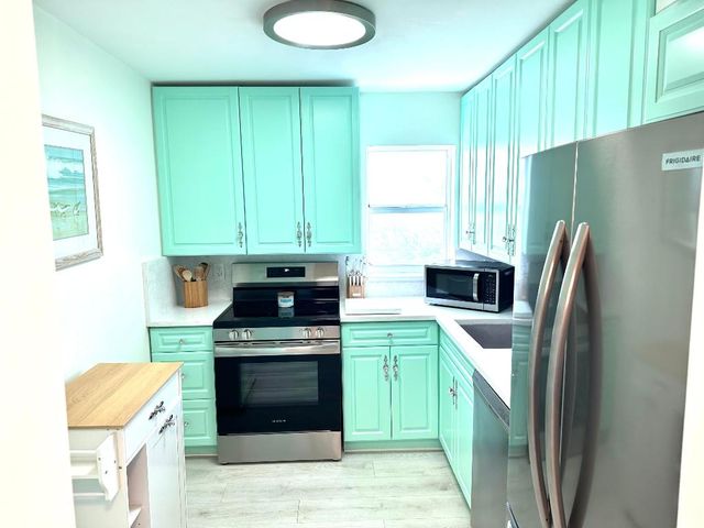 4505 S Ocean Boulevard 102, Highland Beach, FL 33487