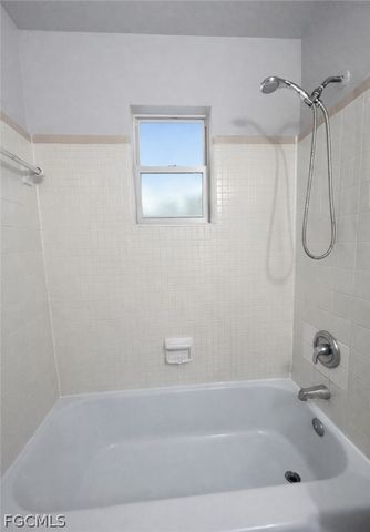 919 Freemont ST, Fort Myers, FL 33916