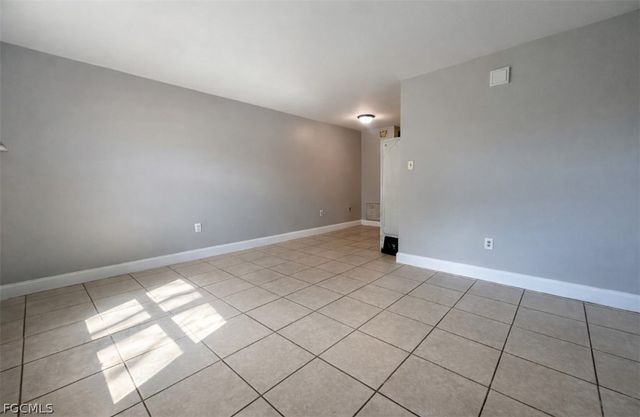 919 Freemont ST, Fort Myers, FL 33916