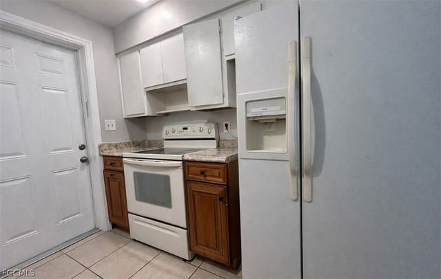 919 Freemont ST, Fort Myers, FL 33916