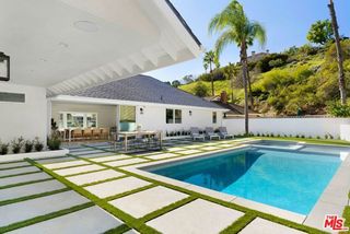 4405 Estrondo Drive, Encino (los Angeles), CA 91436