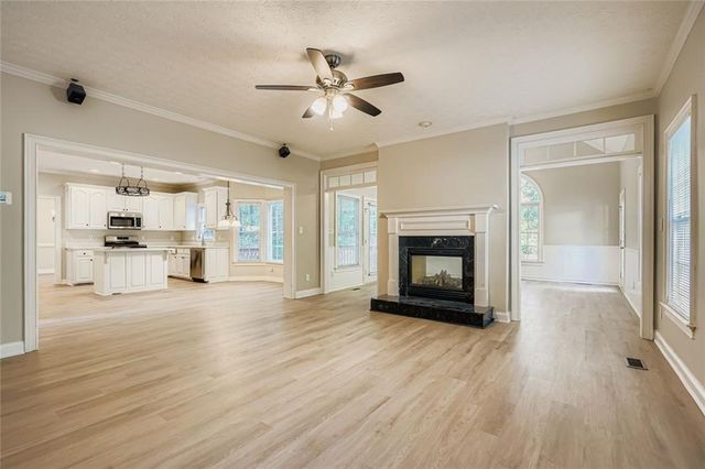 100 Hamilton Glen Court, Fayetteville, GA 30215
