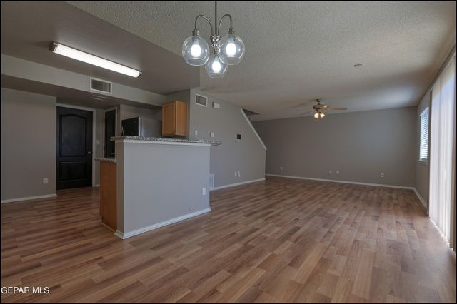 11896 Mesquite Miel Drive, El Paso, TX 79934