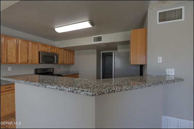 11896 Mesquite Miel Drive, El Paso, TX 79934