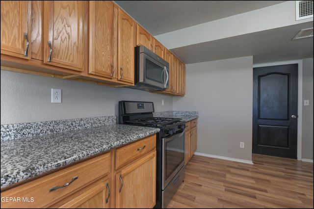 11896 Mesquite Miel Drive, El Paso, TX 79934