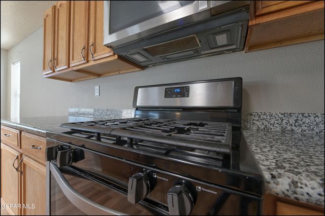 11896 Mesquite Miel Drive, El Paso, TX 79934