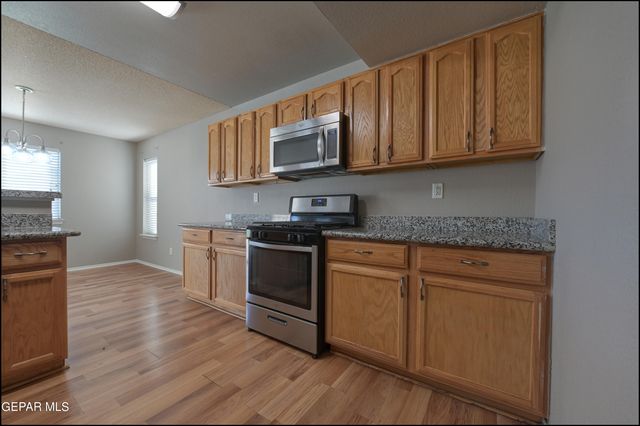 11896 Mesquite Miel Drive, El Paso, TX 79934