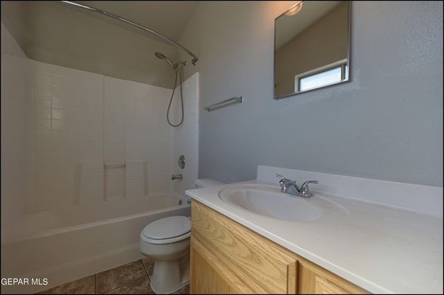 11896 Mesquite Miel Drive, El Paso, TX 79934