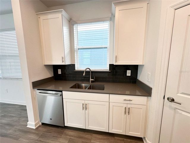 11288 LISTENING DRIVE, Orlando, FL 32832