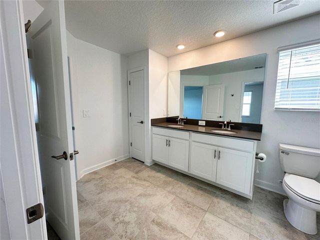 11288 LISTENING DRIVE, Orlando, FL 32832