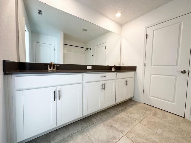 11288 LISTENING DRIVE, Orlando, FL 32832