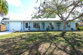 392 SE Walters Terrace, Port St. Lucie, Port St Lucie, FL 34983