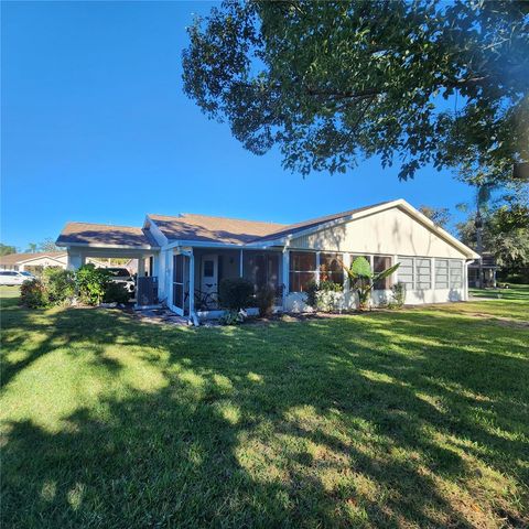 511 FINSBURY CIRCLE B, Sun City Center, FL 33573